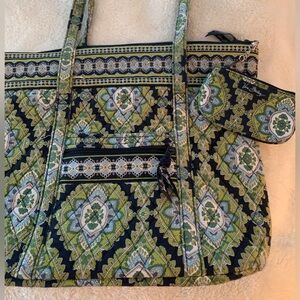 Vera Bradley Shoulder Bag Tote and ID Case in Cambridge
